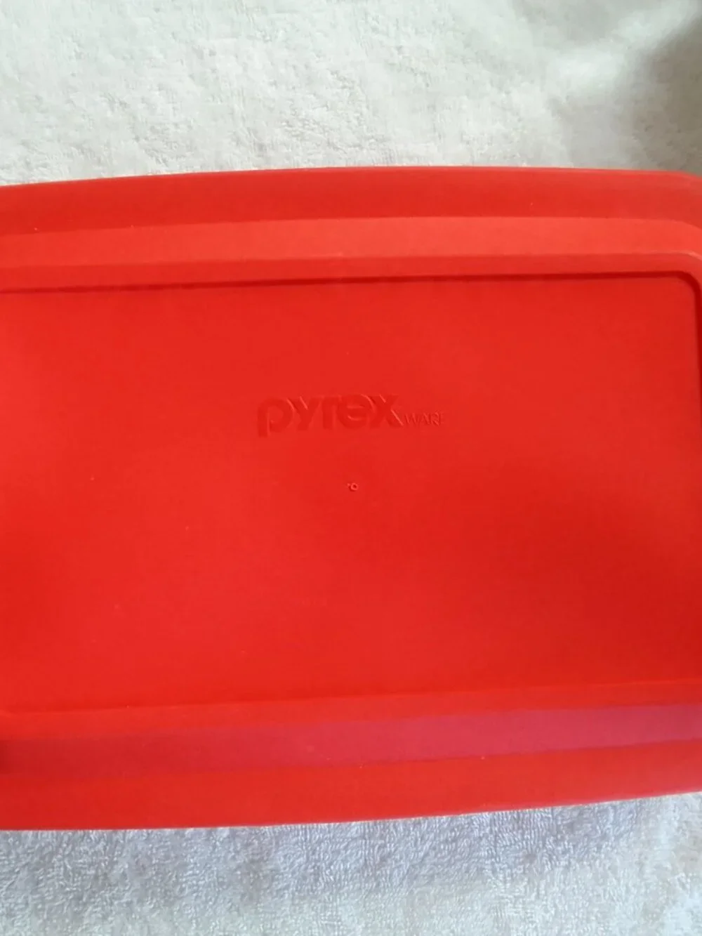 Pyrex food storage container/deep baking dish with lid 9
